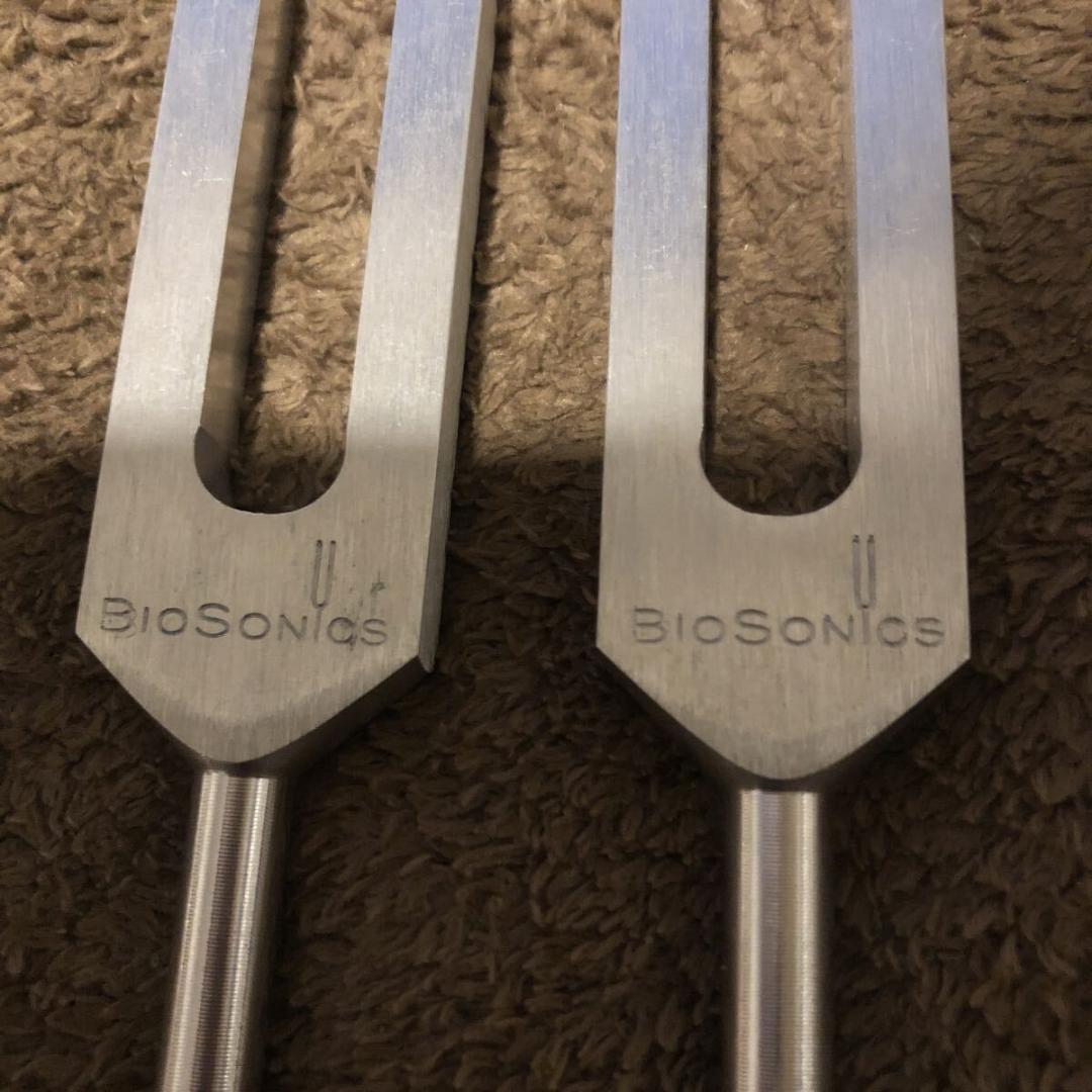 スーパー倍音チューナー　付属完備　すぐに使えます　山岡尚樹監修