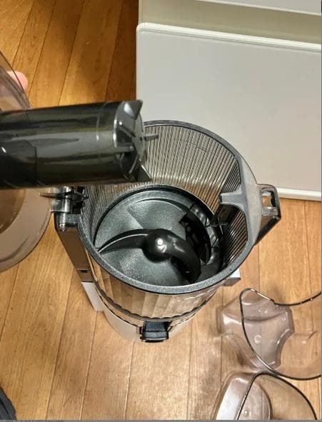 JC120 HUROM　中古のコールドプレスジューサー H70FT-BAC06