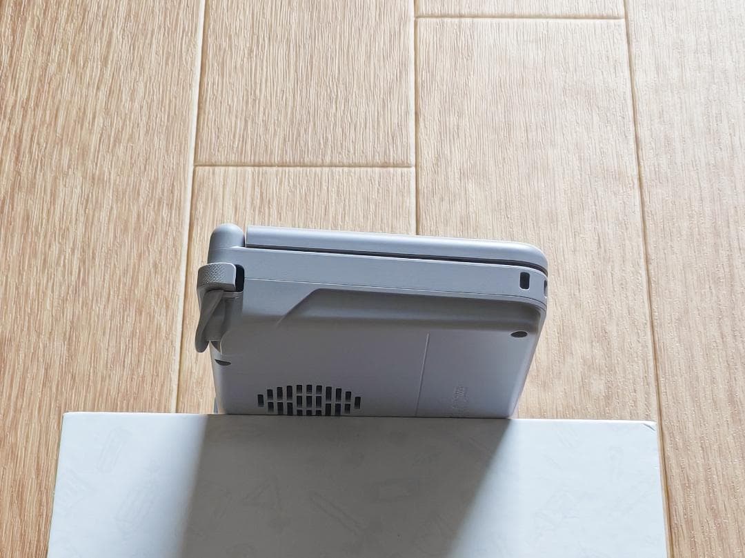 【ほぼ新品】Retroid Pocket Flip2 グレー 16bit カラー