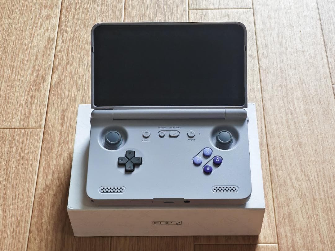 【ほぼ新品】Retroid Pocket Flip2 グレー 16bit カラー