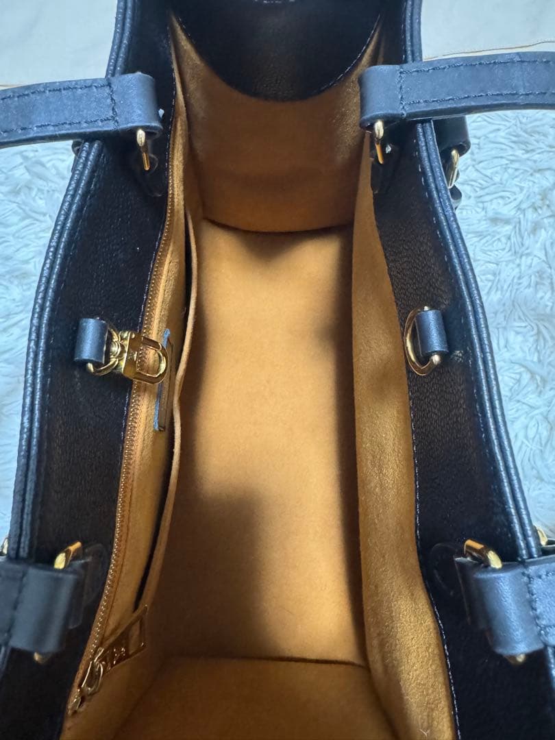 極上美品⭐︎LOUIS VUITTONオンザゴーMM.M45595 ブラック