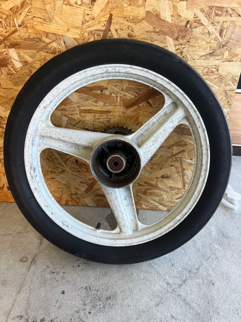 ns50 リアホイール