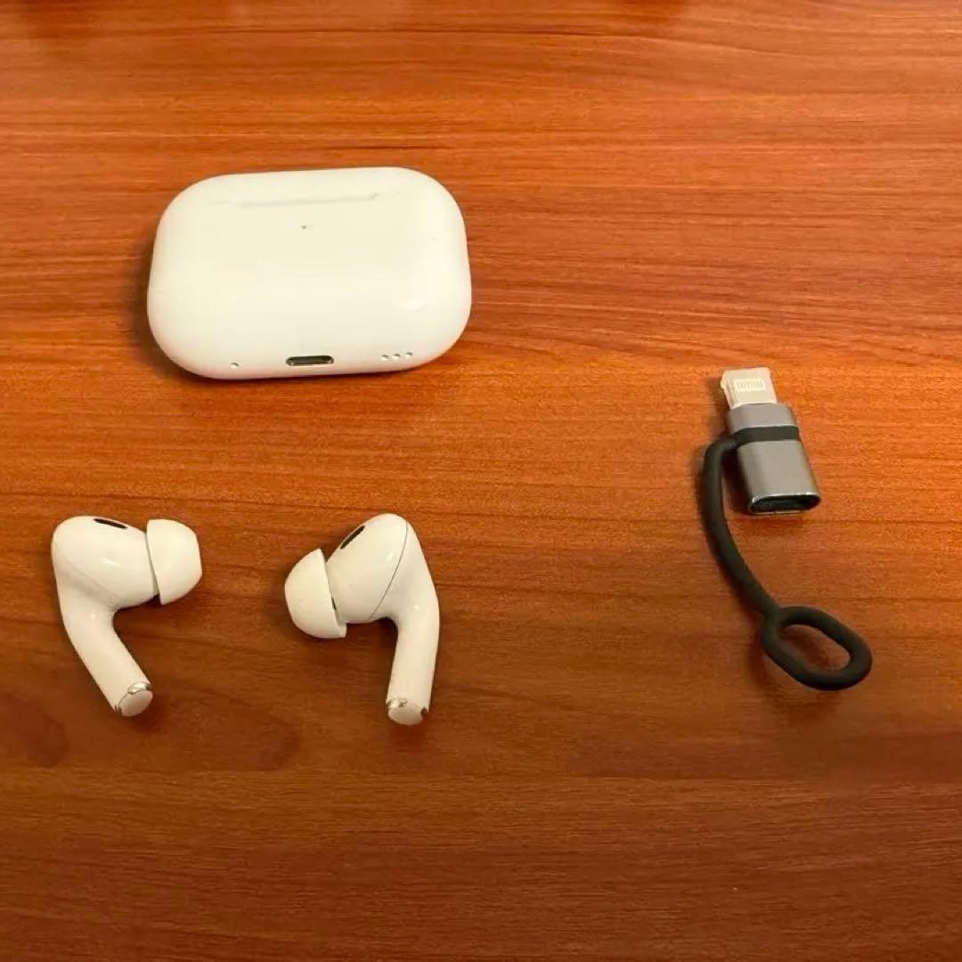 AirPods Pro 第二世代　本体 充電ケース付き