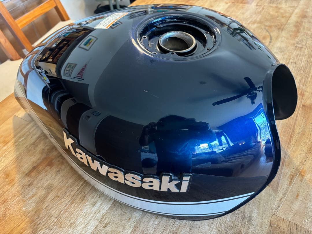 ゼファー750 カワサキ純正タンク オリジナルカラー