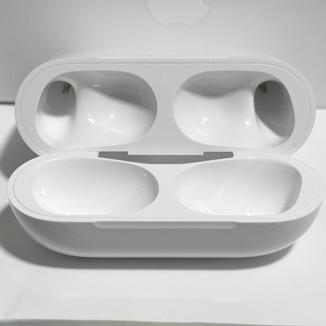 Apple AirPods Pro(第2世代) ライトニング 237