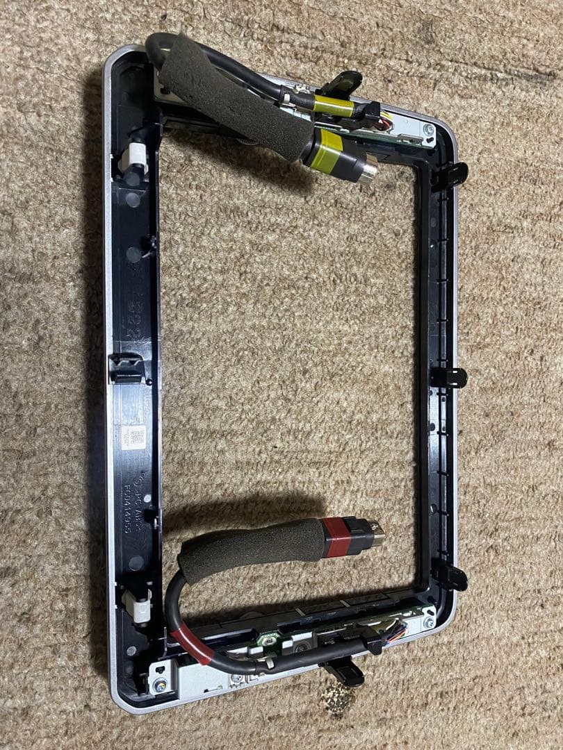 NISSAN 日産　ナビ用操作パネル　純正品　9インチ