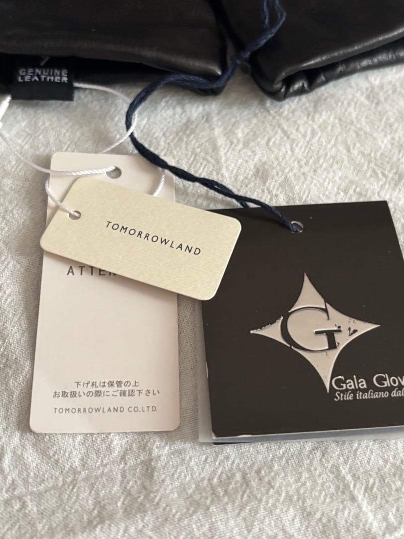 トゥモローランド　ガラグローブス　グローブ イタリア製　ラムレザー　カシミア