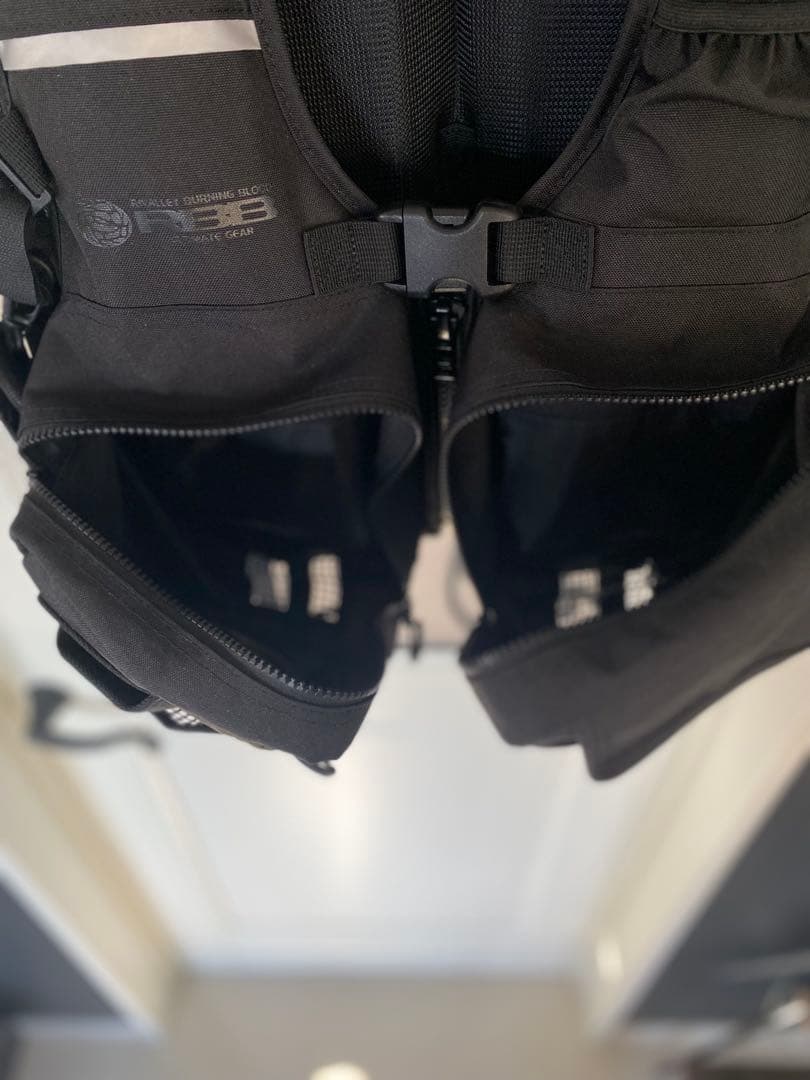 RBB リバレイ　タイドゲームベスト　ブラック　７６３７　美品(オマケ3点付き)