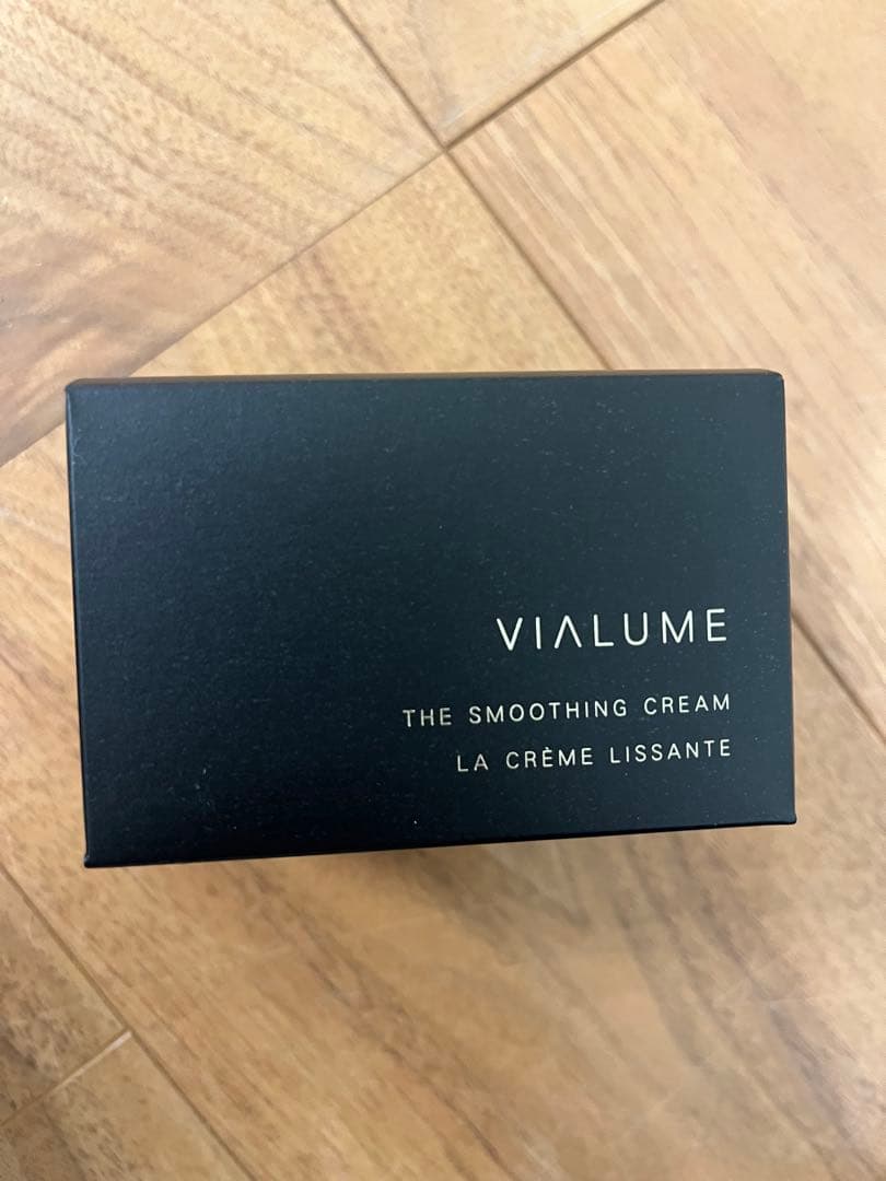 SUQQU スック　ヴィアルム ザ スムージング クリーム