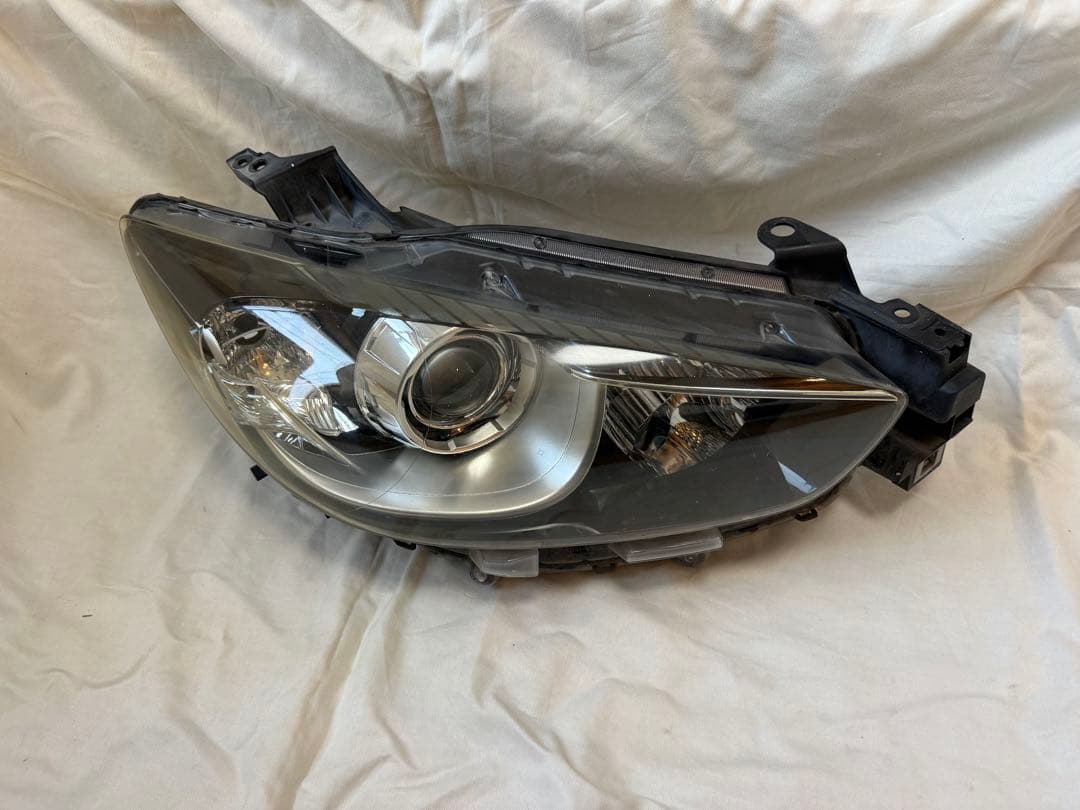 マツダ　CX5 右ヘッドライト