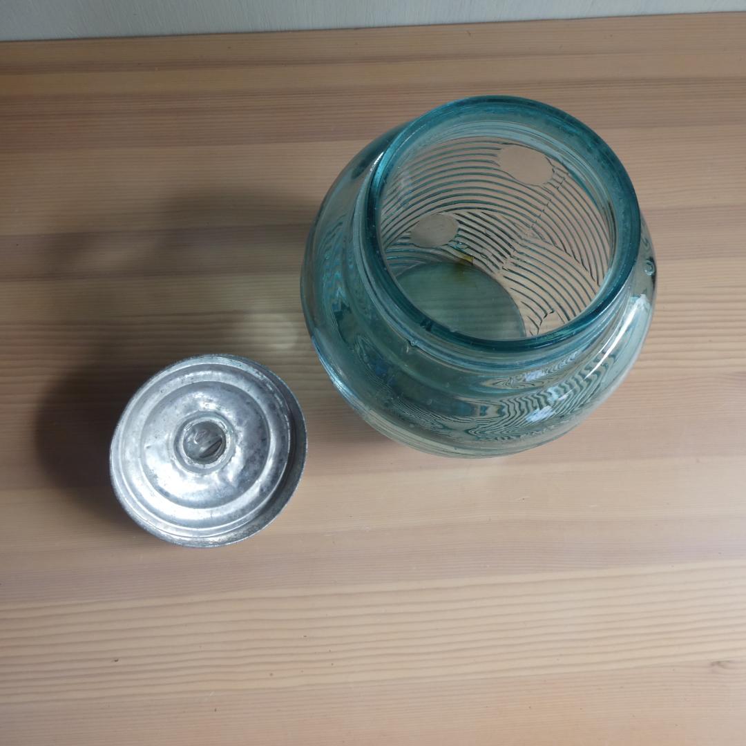 あめや瓶　ガラス瓶アルミ蓋付き　薄い青　戦前