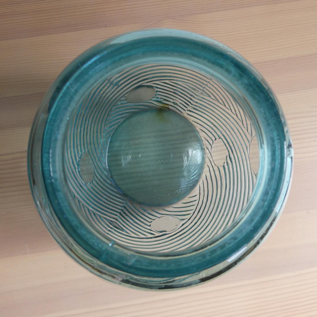 あめや瓶　ガラス瓶アルミ蓋付き　薄い青　戦前