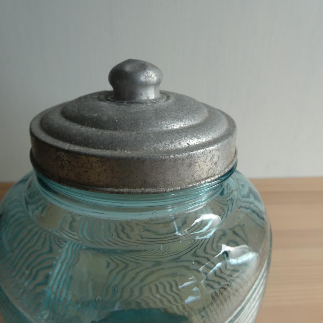 あめや瓶　ガラス瓶アルミ蓋付き　薄い青　戦前