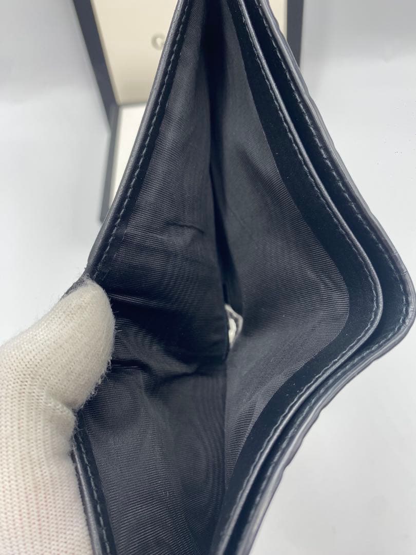 【美品】GUCCI グッチ メンズ財布 ブラックレザー二つ折り財布 財布 黒