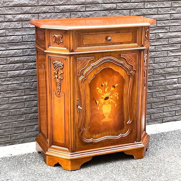 イタリアアンティーク　サイドボード　コンソールテーブル　花台　電話台