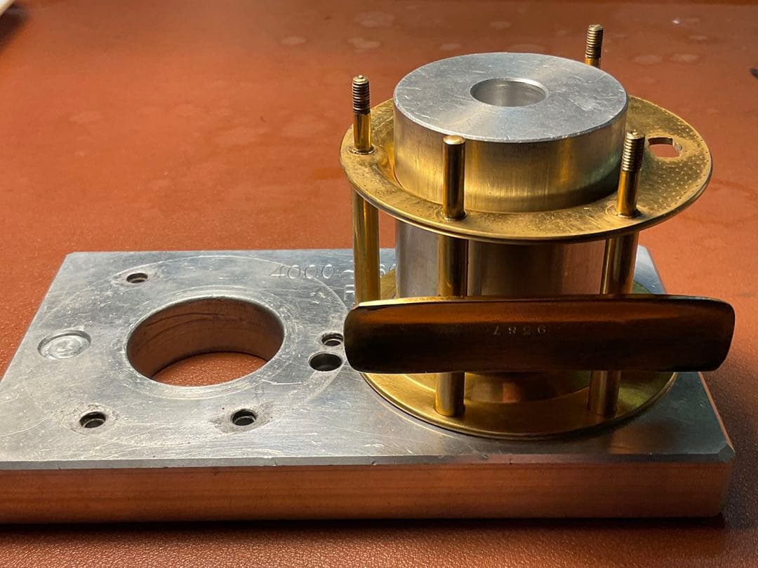 ABU アンバサダー 5000 デラックス メンテ済 フレーム修正済