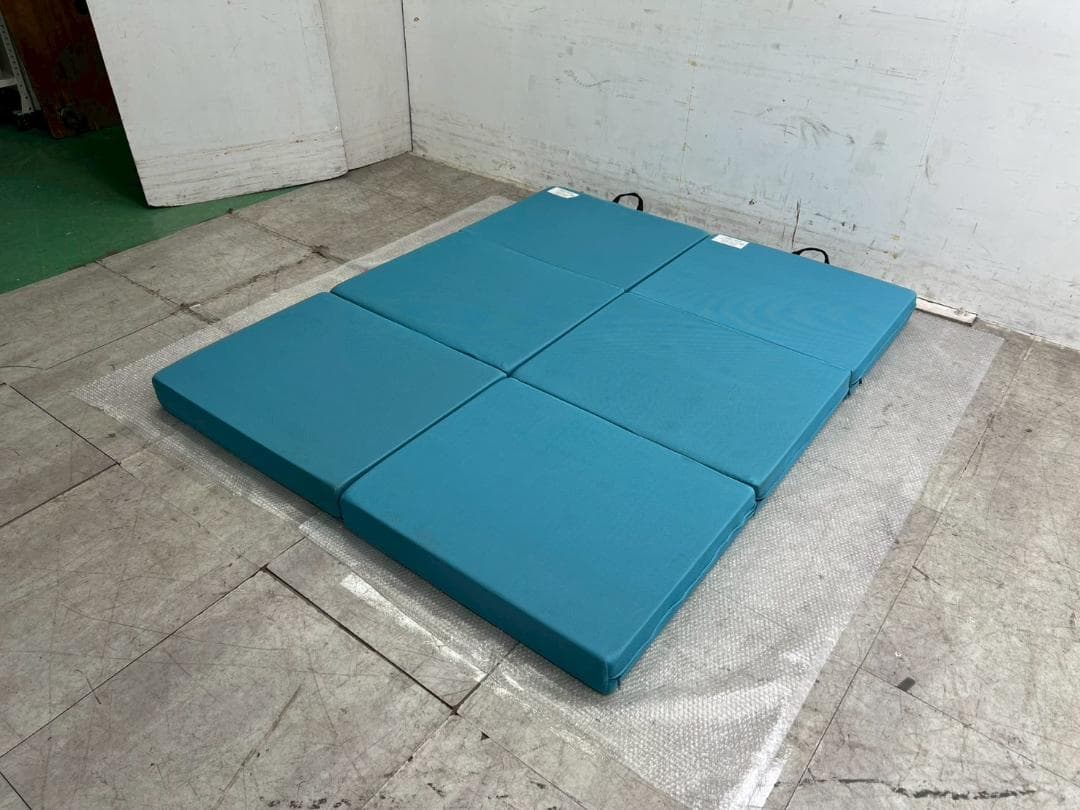 T7482☆展示品☆マニフレックス☆メッシュ・ウィング☆折り畳みマットレス☆2点