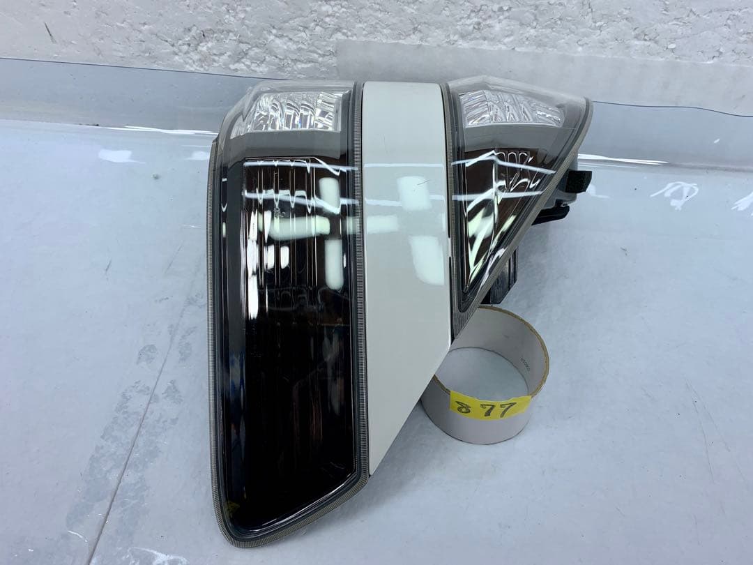 ヴェルファイア 20系 前期 純正 左 LED テールライト テールランプ