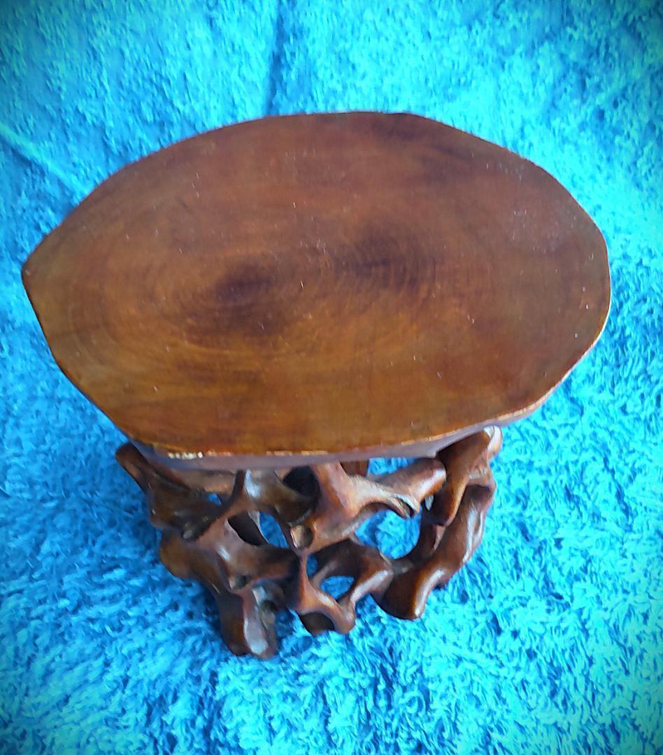 盆栽台　根卓　花台　盆栽　インテリア　高さ9㎝　置物