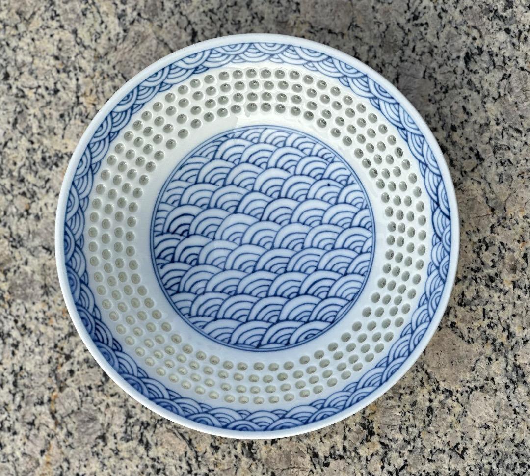 再値下げ　新品　水晶彫青波海　お皿　小鉢　ホタル彫　透し　丹心窯　波佐見焼