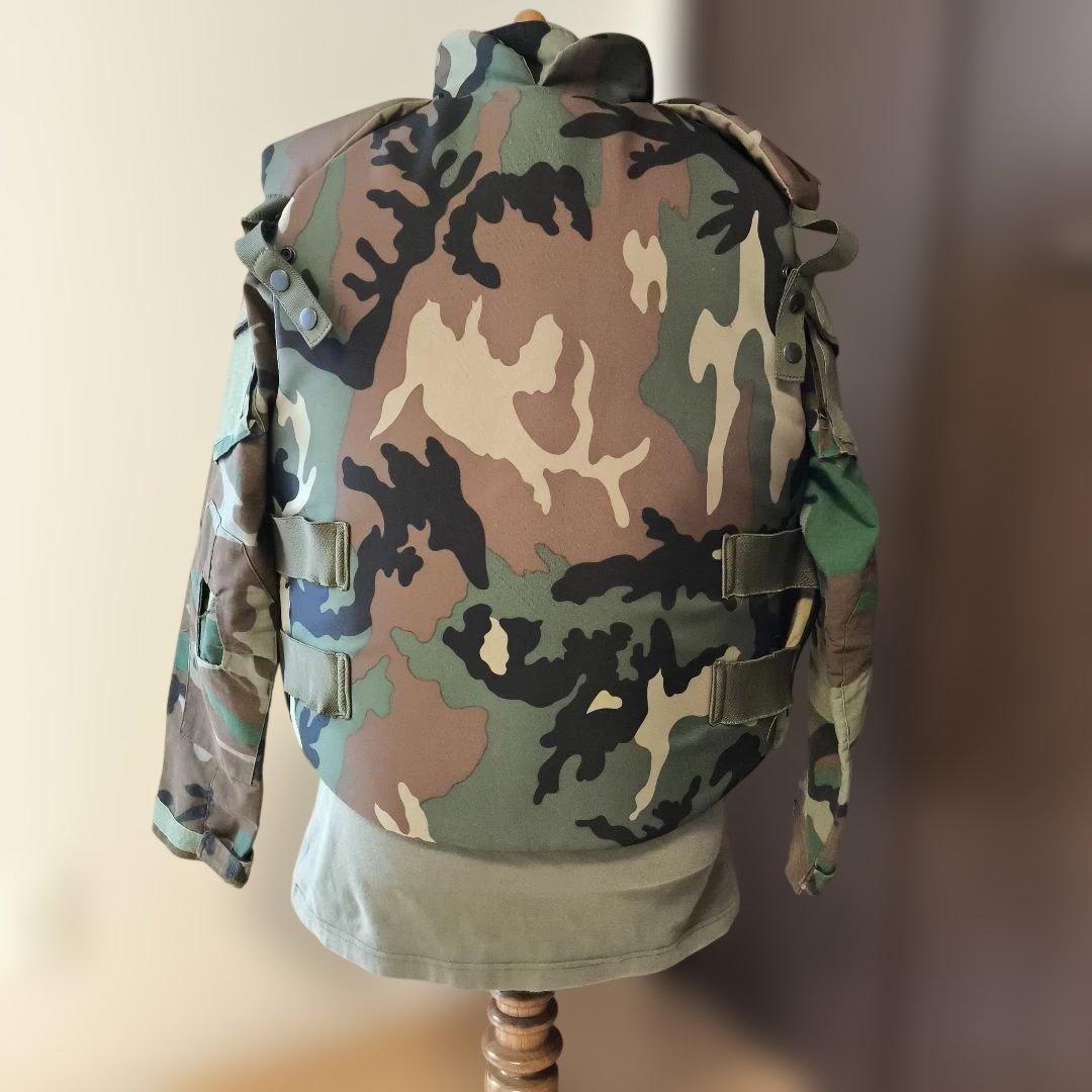 ウッドランド迷彩　装備セット　ボディアーマーPASGT コンシャツ　ポーチ