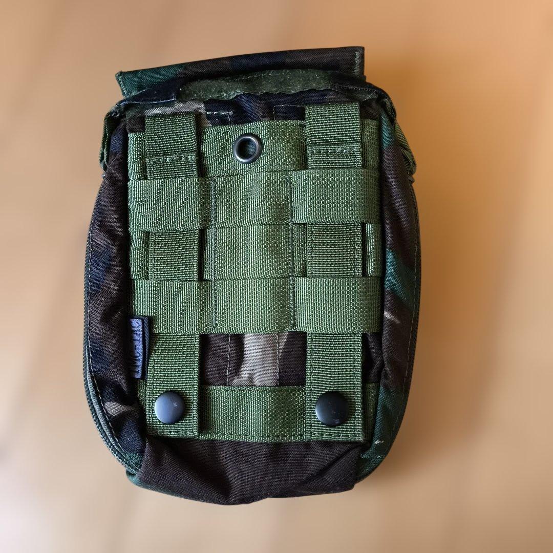 ウッドランド迷彩　装備セット　ボディアーマーPASGT コンシャツ　ポーチ