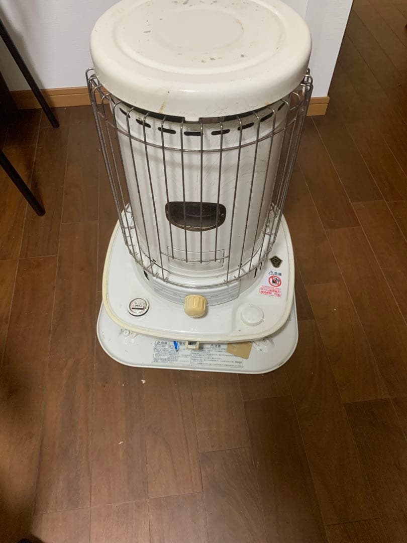 コロナ石油ストーブ 円筒形 ホワイト