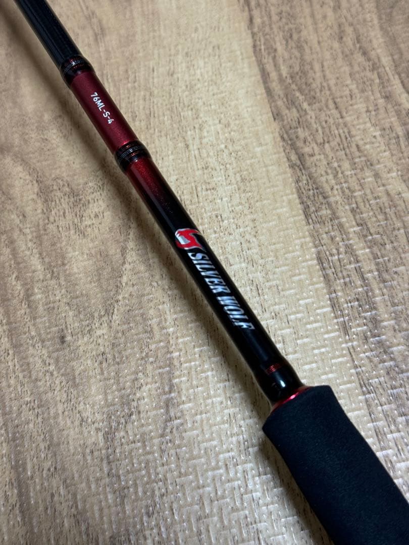 【美品】ダイワ シルバー ウルフ 76ML-S-4 (4ピース)