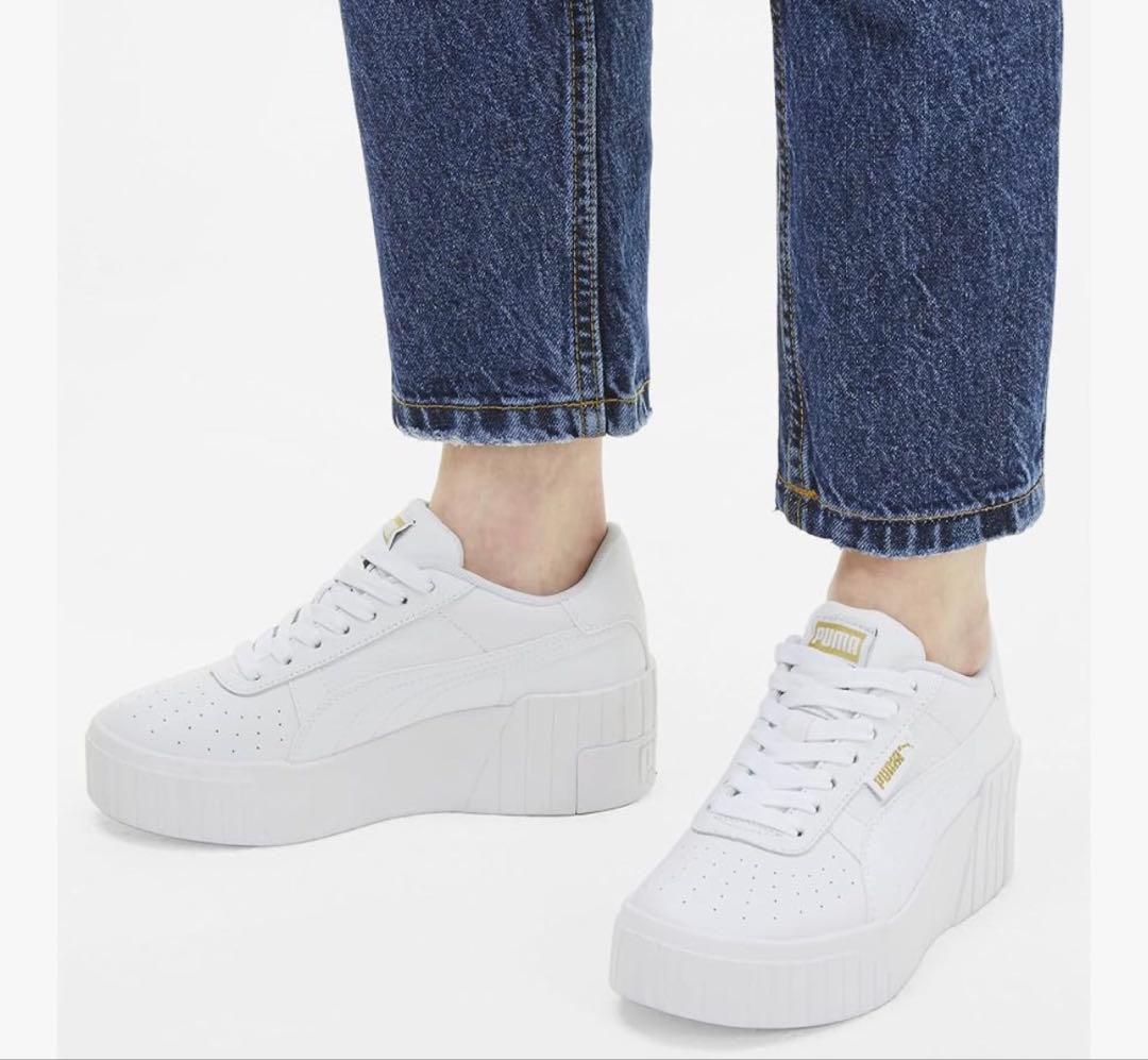 【新品】PUMA レディース CALI ウェッジ　厚底 スニーカー　靴　23.5