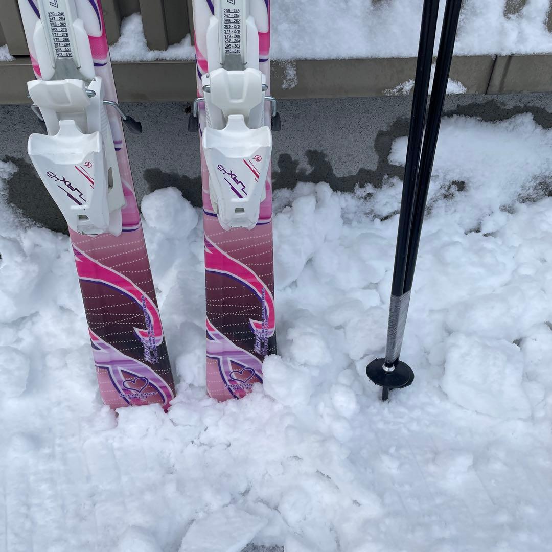 1シーズン使用　ハート　137 140 スキー板 レディース　大人用