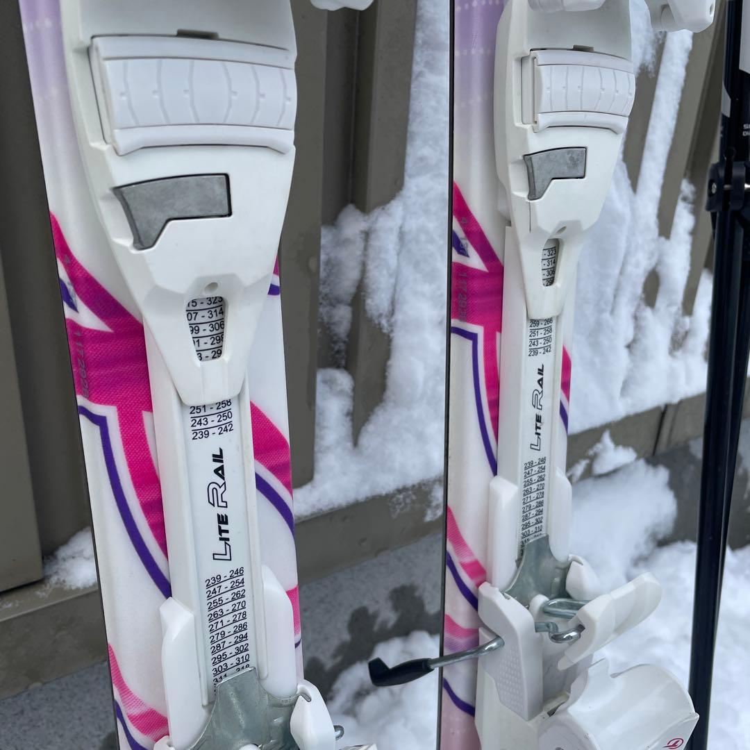 1シーズン使用　ハート　137 140 スキー板 レディース　大人用