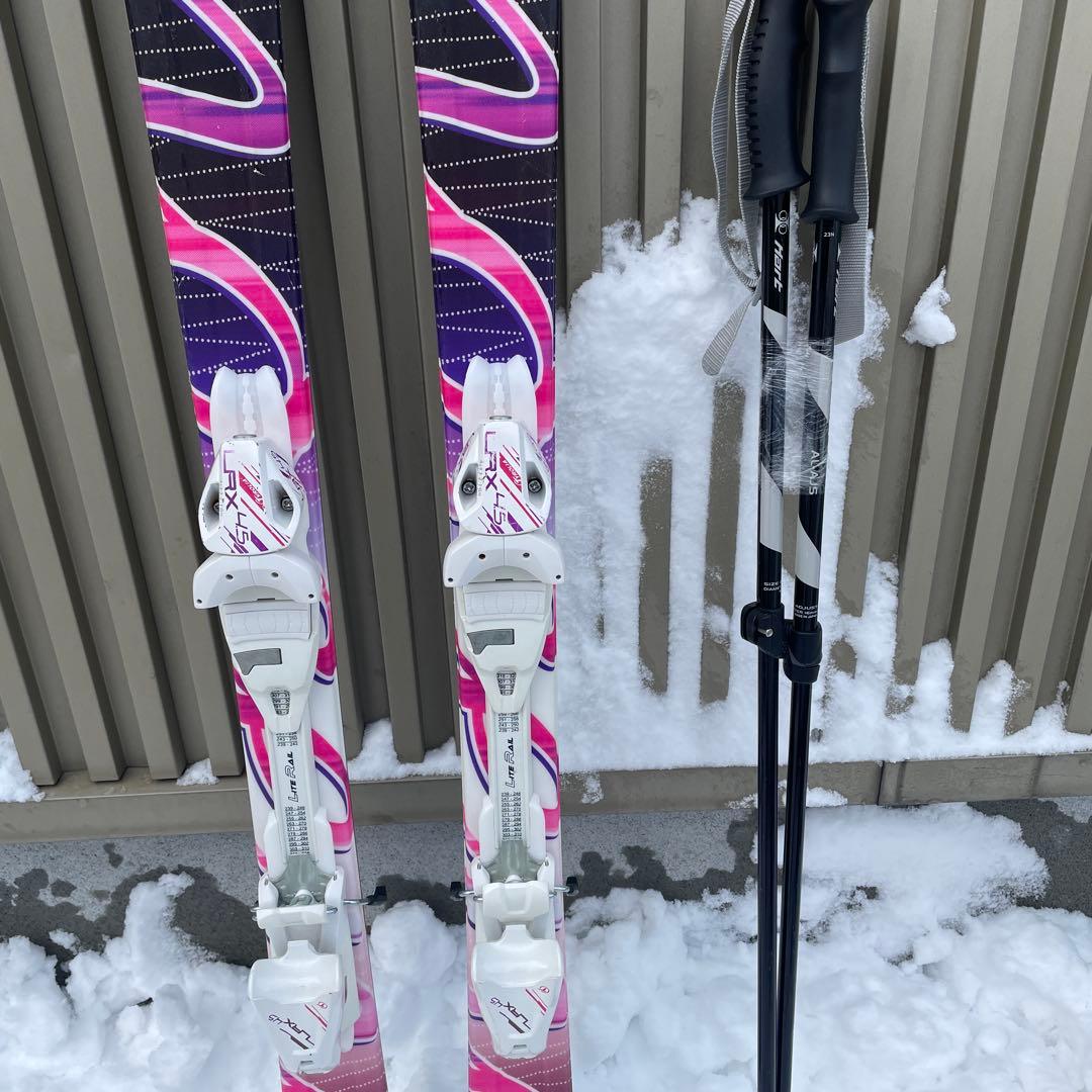 1シーズン使用　ハート　137 140 スキー板 レディース　大人用