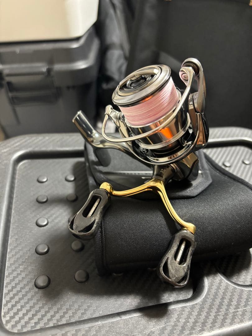 22イグジスト　DAIWA LT2000S-P 美品　VTS