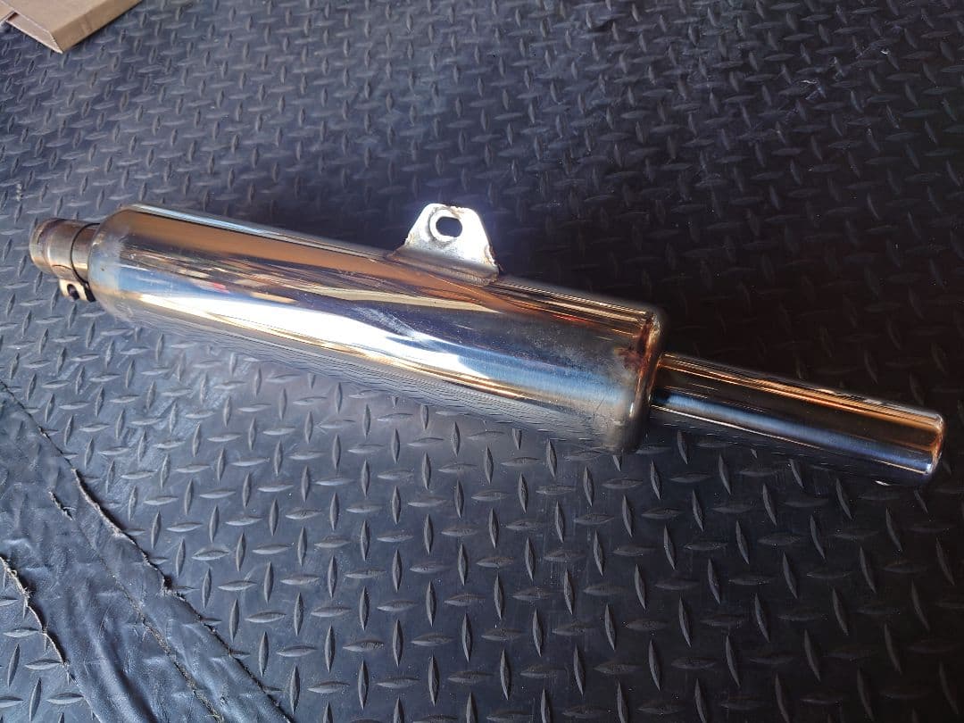 【正月限定！値下げ中】WM製キャプトンマフラー ST250用