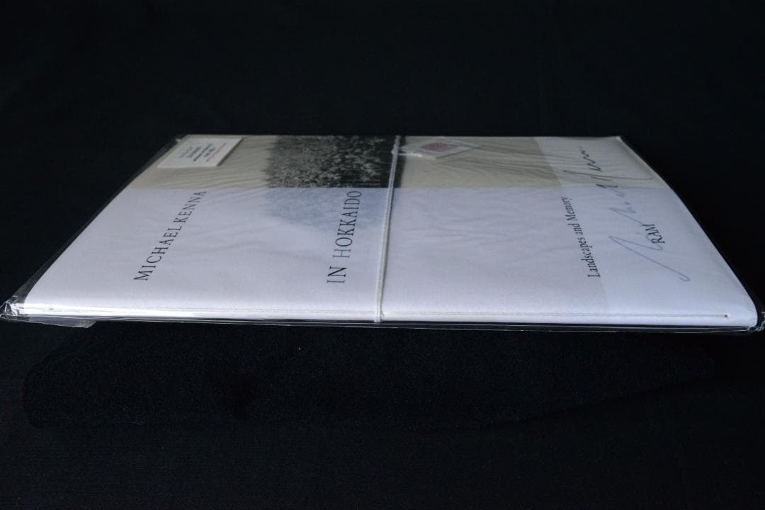 【Michael Kenna： In Hokkaido 】初版　未開封サイン入り