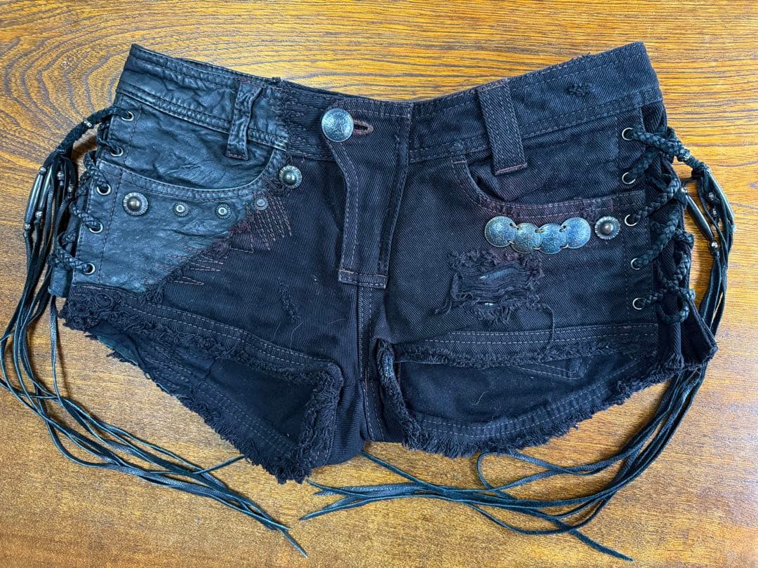 ご予約商品です。