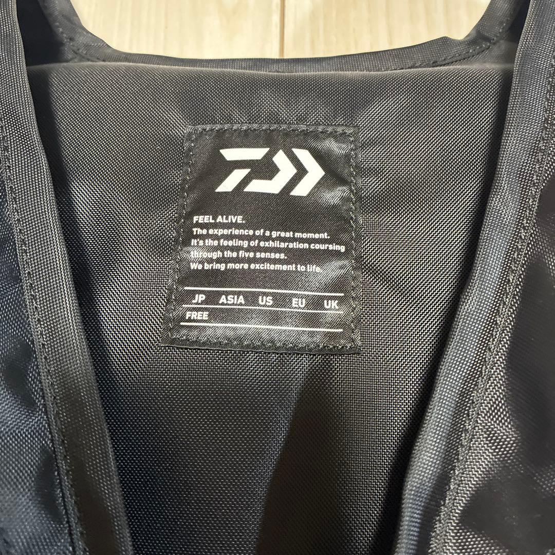 ダイワ　ライフジャケット　DF 6324 ライトフローティングベスト