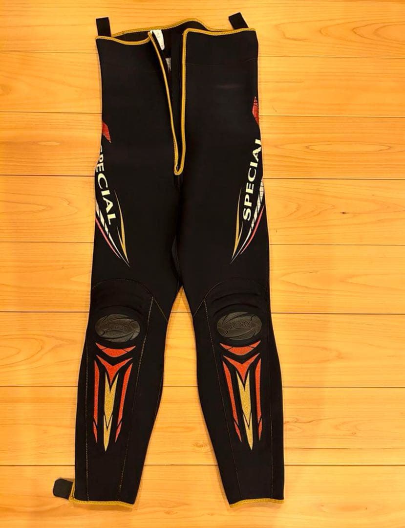 ダイワ　鮎　タイツ　スペシャル　値引き可能