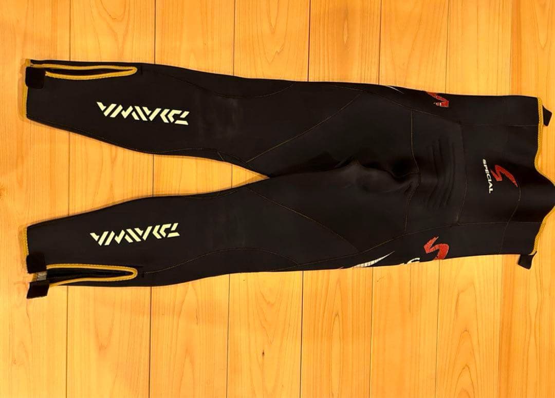 ダイワ　鮎　タイツ　スペシャル　値引き可能