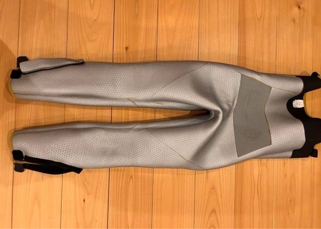 ダイワ　鮎　タイツ　スペシャル　値引き可能