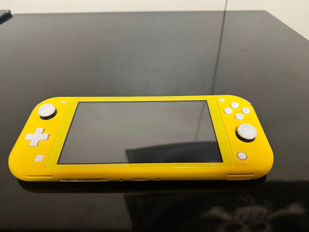 Switch Lite イエロー SDカード128GBケース付き