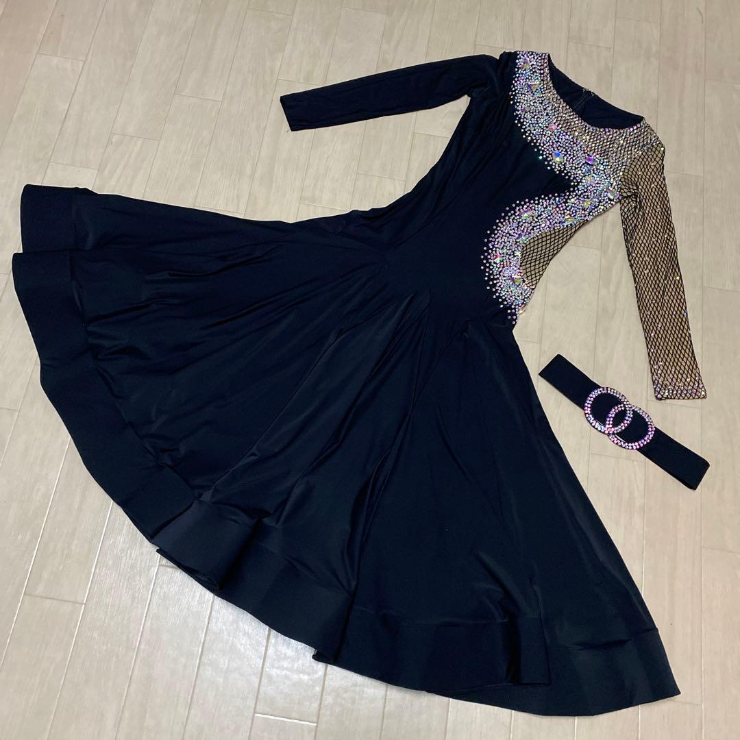 黒の社交ダンスドレス ビジュー付き