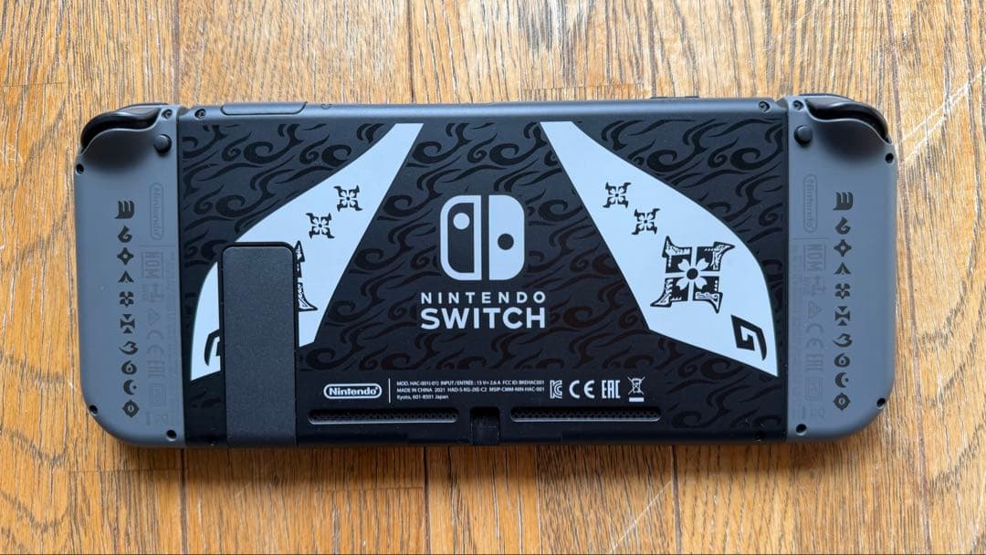 Nintendo Switch 本体　モンスターハンターライズモデル　初期化済み