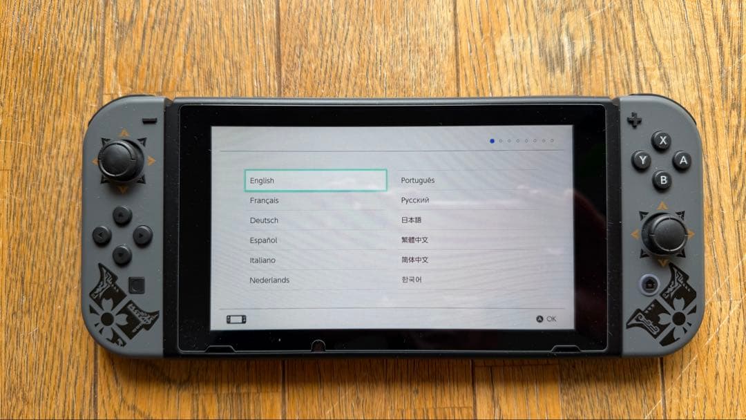 Nintendo Switch 本体　モンスターハンターライズモデル　初期化済み