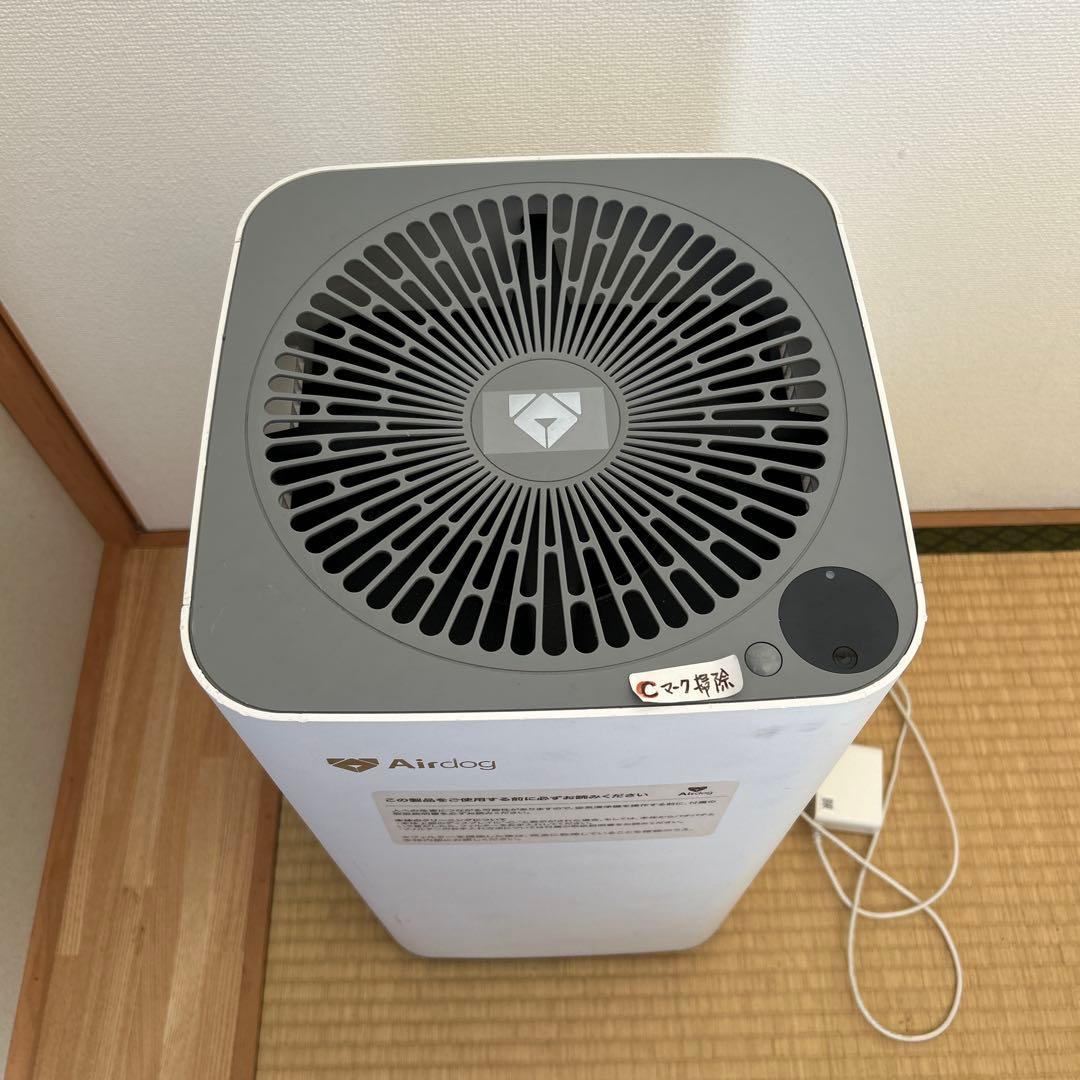 AirDog 空気清浄機 四角形デザイン