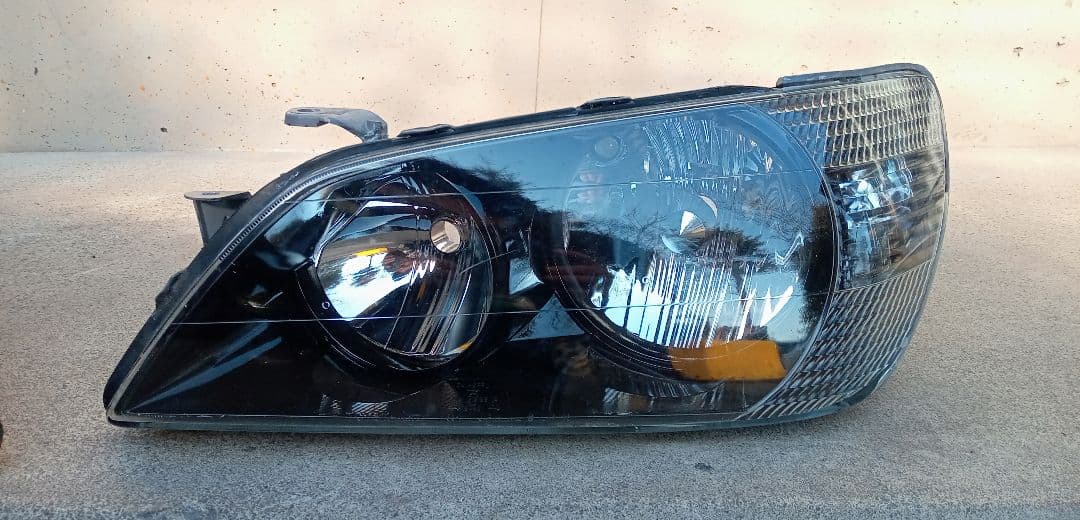 アルテッツァ 前期ヘッドライト左右 加工品