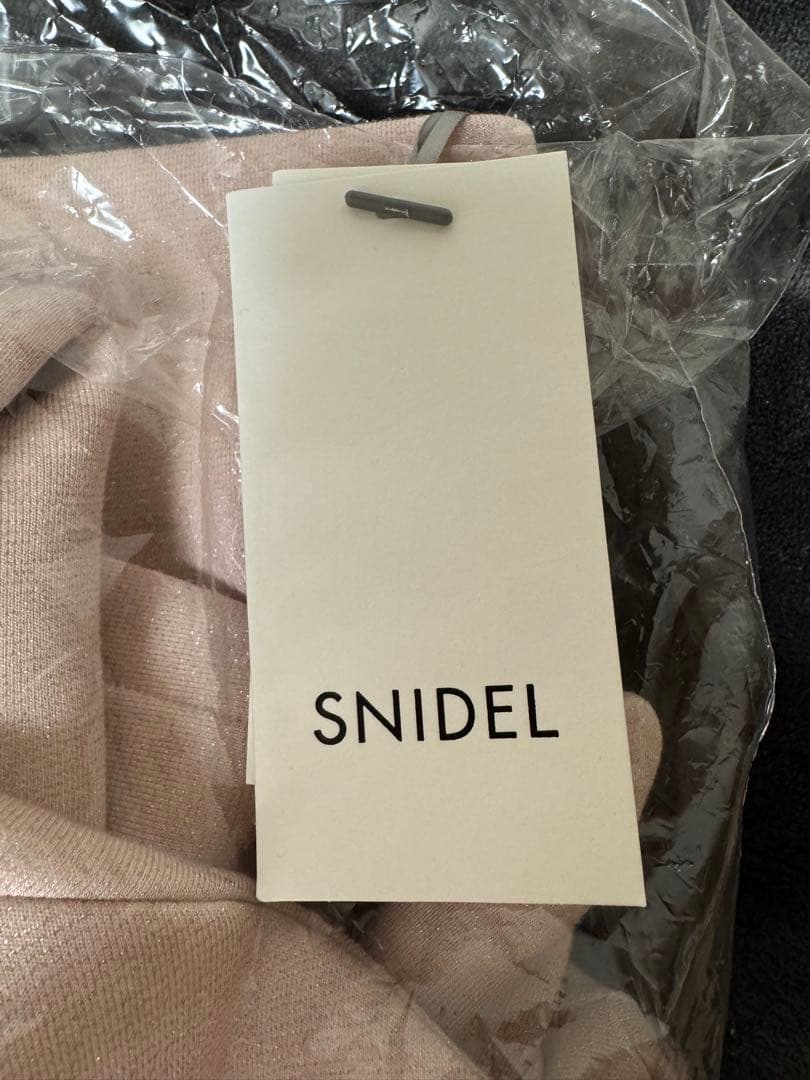 SNIDEL ボリュームパーカー ピンク 新品未使用タグ付き