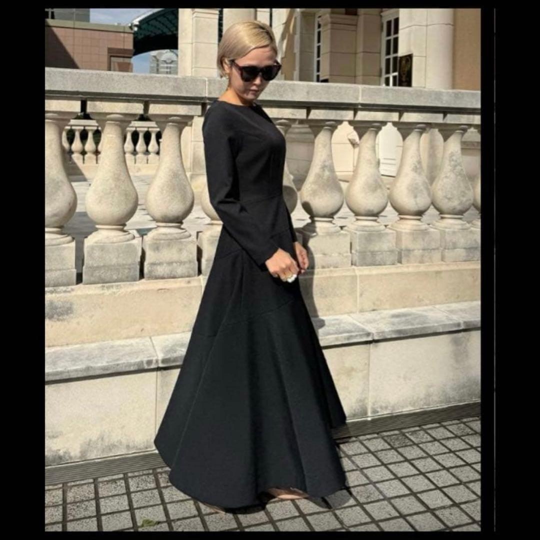 24AW最新モデル/定価3.6万 ジェンヌ オードリーフレアワンピース L 黒