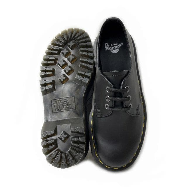 ドクターマーチン 3ホール 厚底 レザー(23.0cm)黒180210