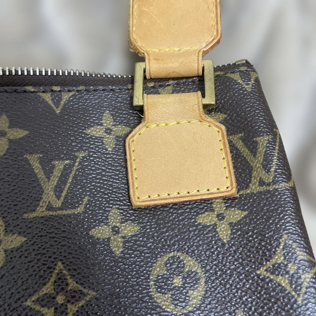 Louis Vuitton ポシェットヴァルシーモノグラム ショルダーバッグ